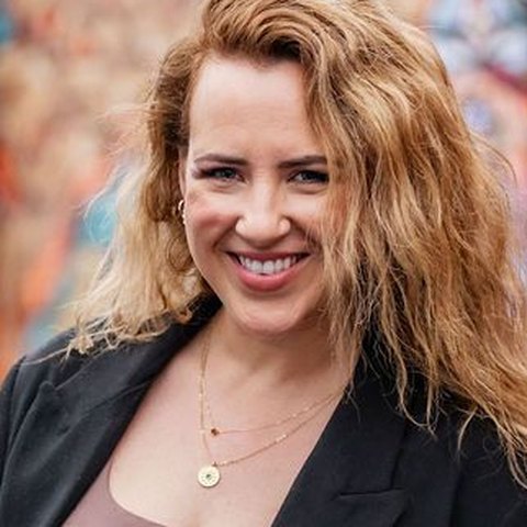Elise Disher